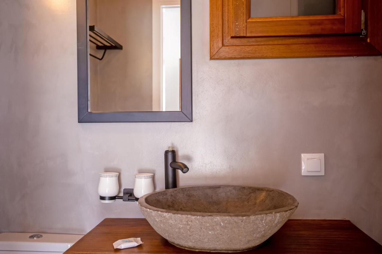 Terra White Seaview Pool Apartments & Suites Mykonos Town Exterior foto