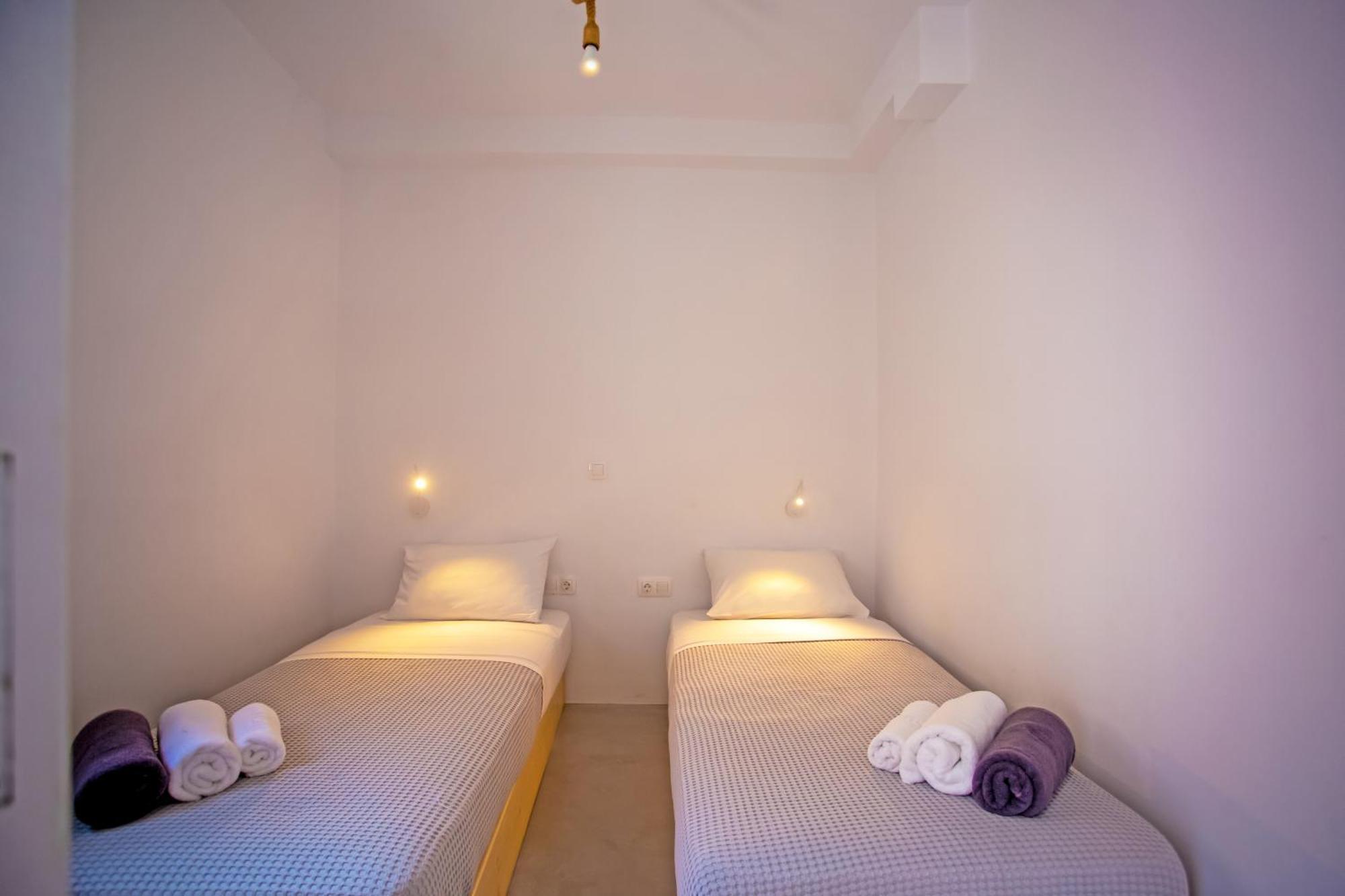 Terra White Seaview Pool Apartments & Suites Mykonos Town Exterior foto